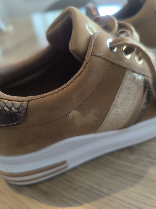 Sapatilhas Cavalinho cor Camel