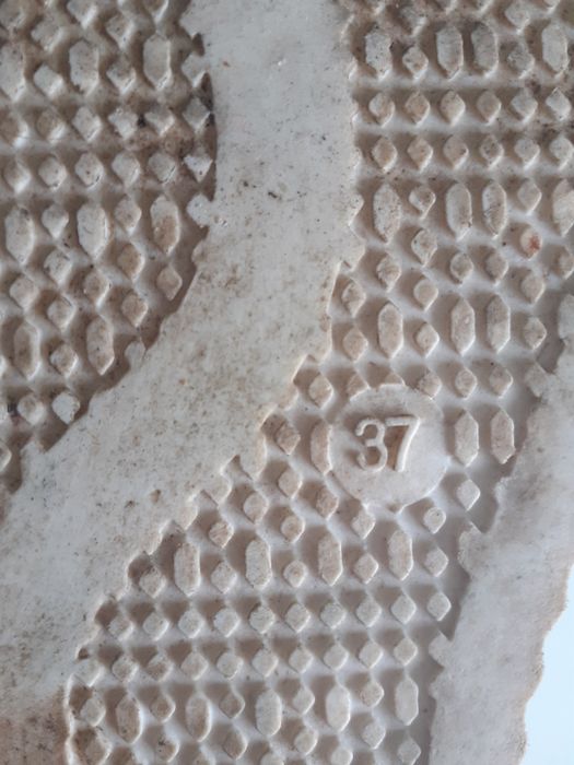 Ténis prateados n° 37 da marca Seaside