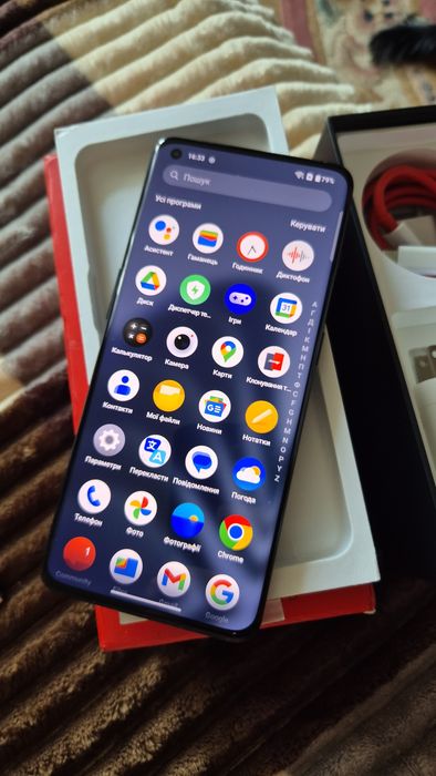 Продам Oneplus 10 pro