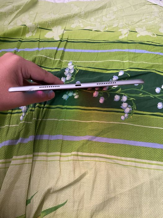 продам ipad pro 10.5 2017 64 gb айпад про