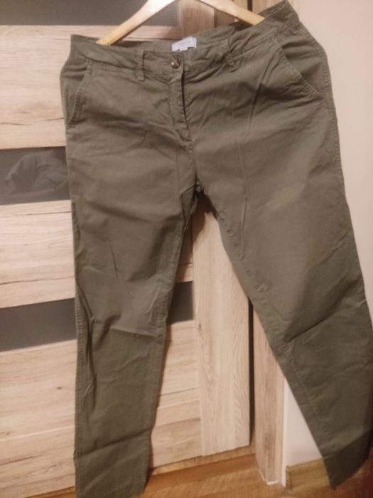 Spodnie chłopięce materiałowe