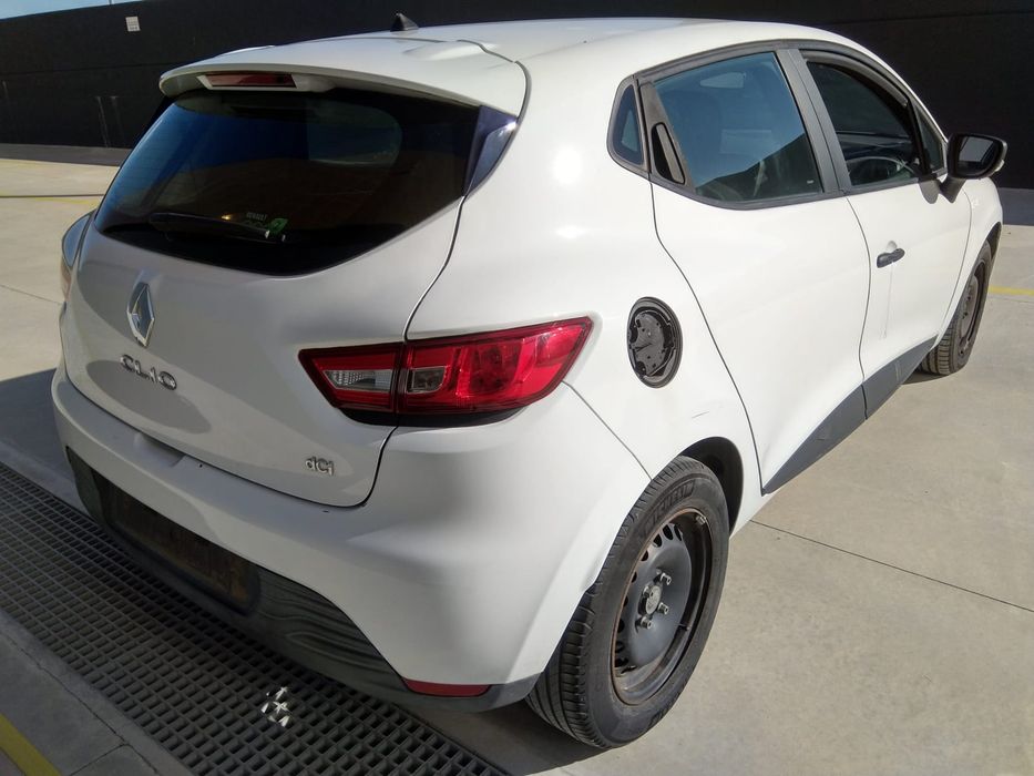 RENAULT CLIO IV - 2015 - Para Peças