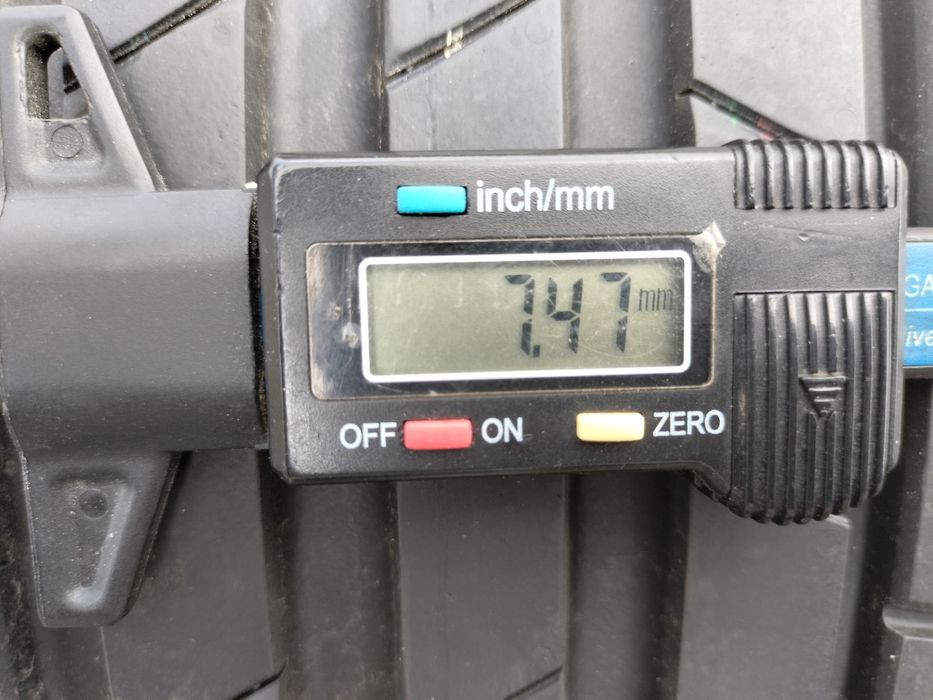 Opony Bridgestone Turanza T005 225/40R19 93W DOT 1224 Jak nowe