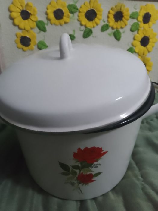 Продам новую кастрюлю