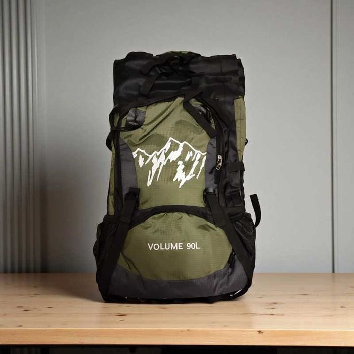 Nowy zielony plecak turystyczny 90L