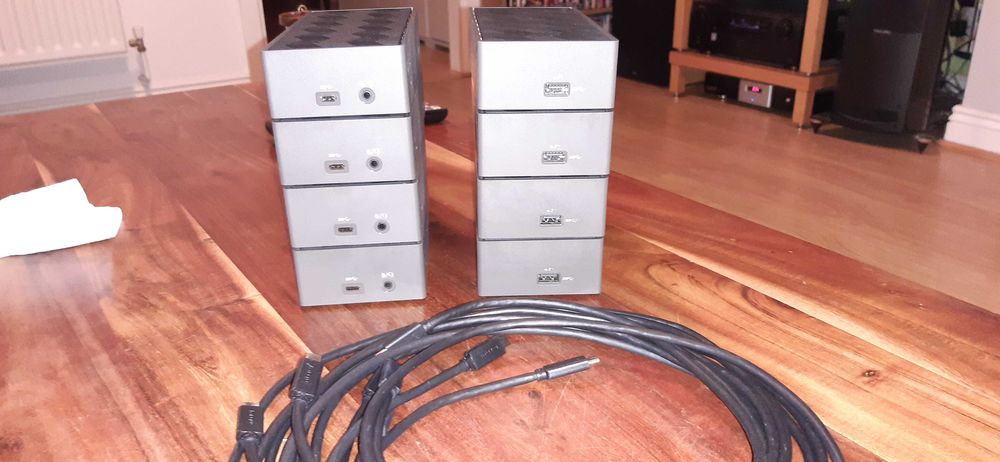 UNIWERSALNA stacja dokująca Targus USB-C  DV4K 100W DOCK190EUZ