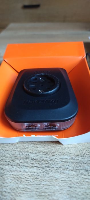 Ravemen FR1100 super mocna lampka rowerowa NOWOŚĆ - gravel, szosa!