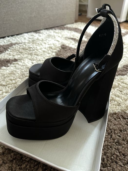 Туфлі братц/versace на високій платформі