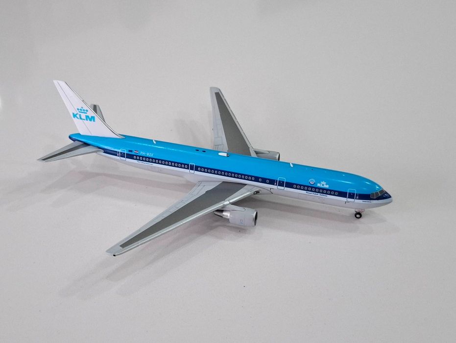 Boeing 767-300ER (PH-BZK) da KLM – 1/400