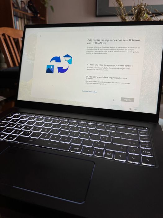 Portátil MSI Prestige 15 i7-1185G7 / 16GB / 1TB SSD / GTX 1650