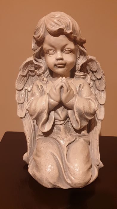 Anioł z gipsu - duża figurka