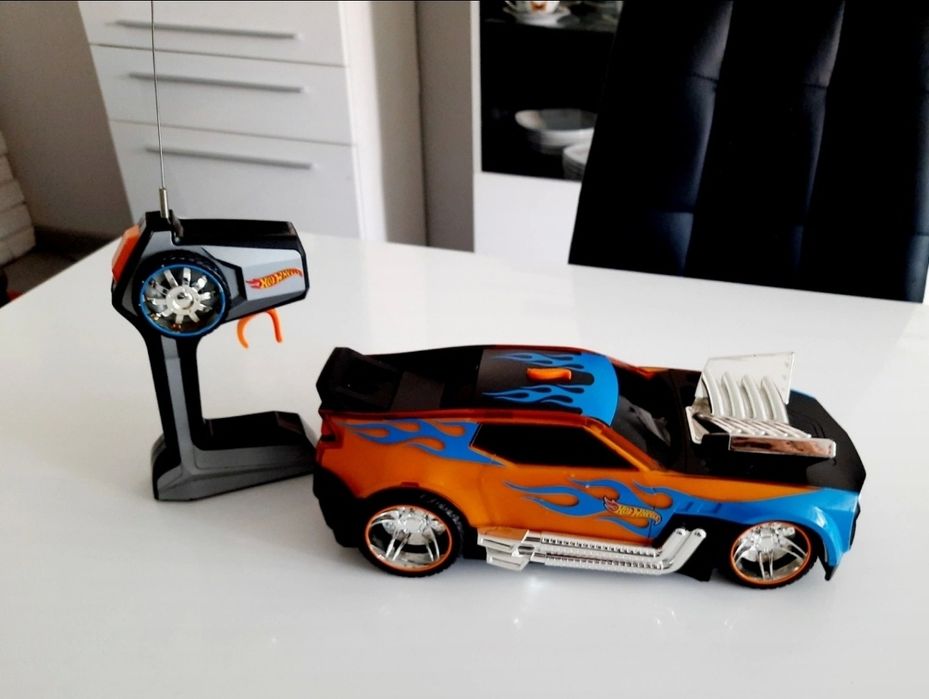 Auto na pilot Hot Wheels