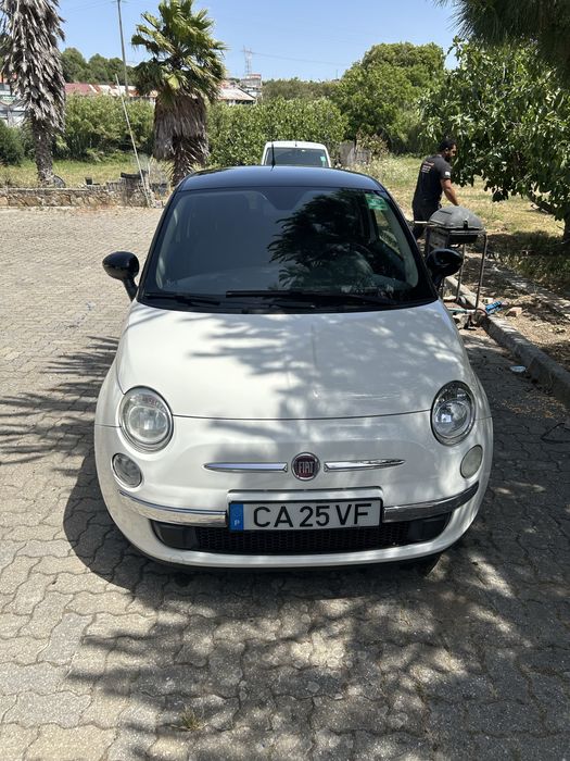 FIAT 500  Ano 2010 com 136 mil kms