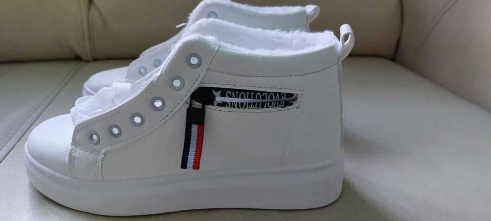 Buty damskie ocieplane, rozmiar 36 NOWE