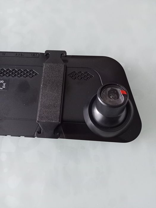 Дзеркало на дві камери