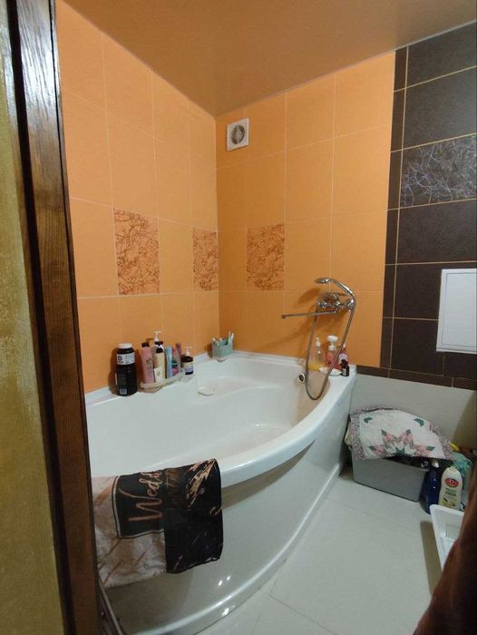 Продам 2кімнатну квартиру з ремонтом