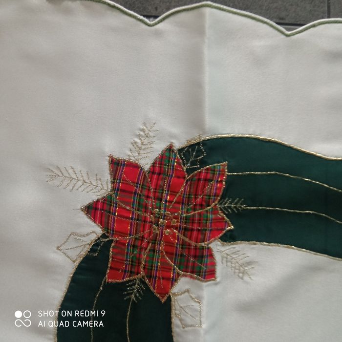 Serwety, obrusy, bieżniki