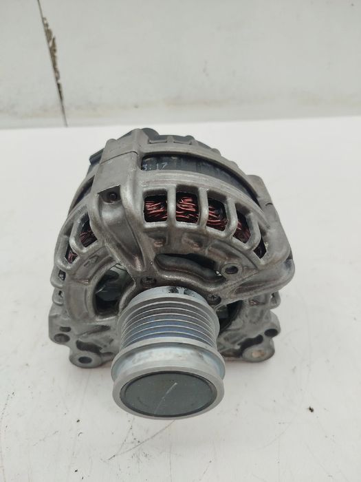 Alternador AUDI Q3 (F3B)