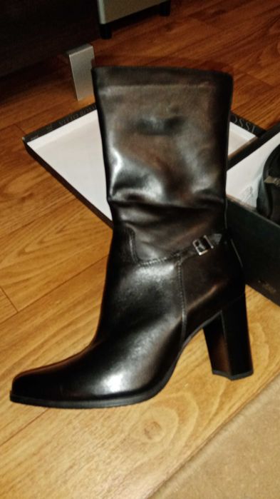 SIMEN Ботинки женские новые