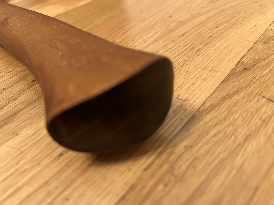 Топор сокира голландського бренду.