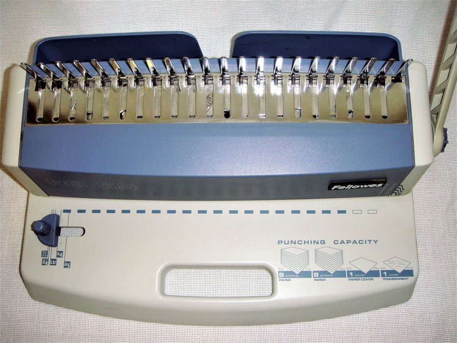 Брошюровщик биндер FELLOWES Переплетная машинка