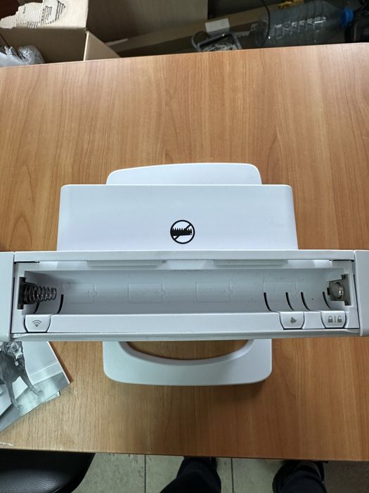 Розумні дверцята PetSafe SmartDoor Connected — Контроль зі смартфона