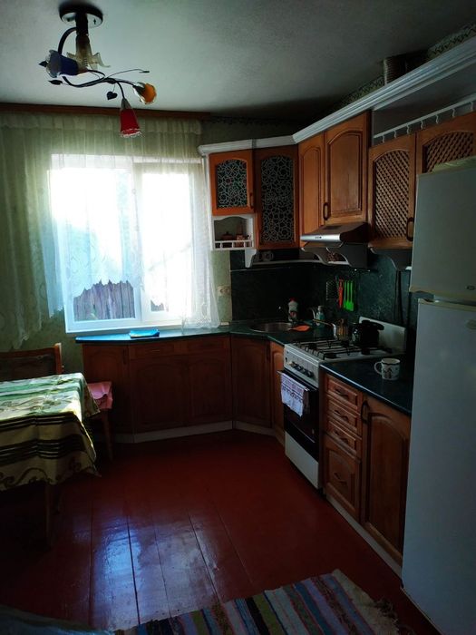 Продається цегляний двоповерховий будинок в м.Малин