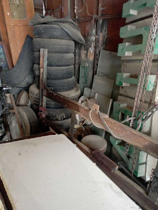 ПІДЙОМНИК АВТОМОБІЛЬНИЙ Електро-Механічний Двохстійковий. Гарний стан!