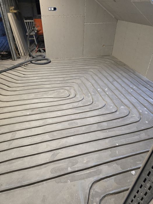 Posadzki tynk massynowe styrobeton frezowanie Piana pur celuloza