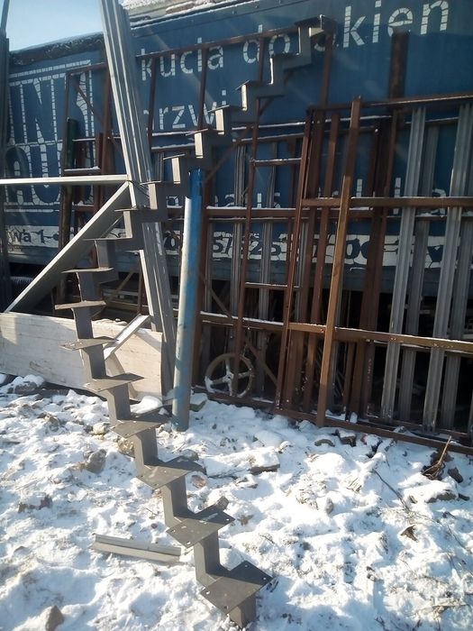 Stalowa konstrukcja schód, schody