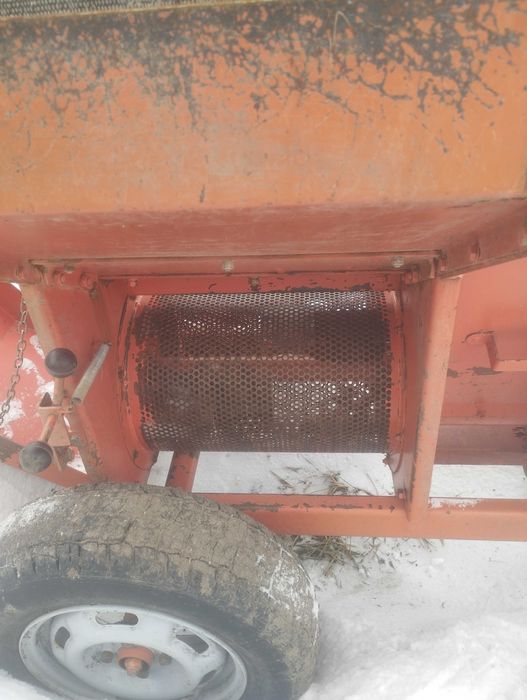 Гарбузовий комбайн МОROZ