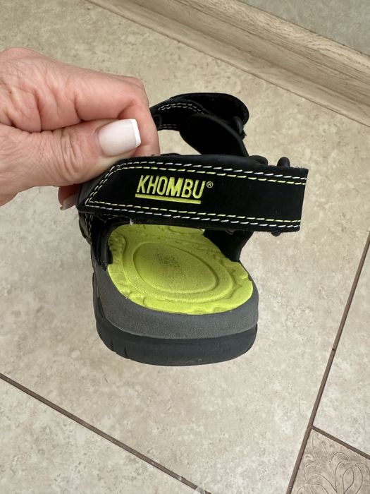 Сандали Khombu
