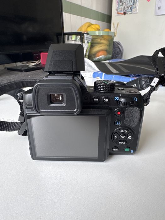 PENTAX X-5 16MP 26X Zoom DSLR Style Digital Bridge Camera BLACK