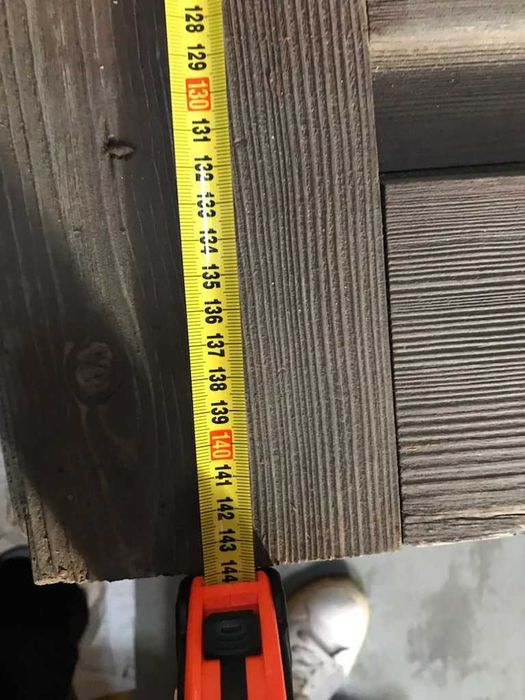 Przedwojenne drewniane okiennice wraz z okuciami