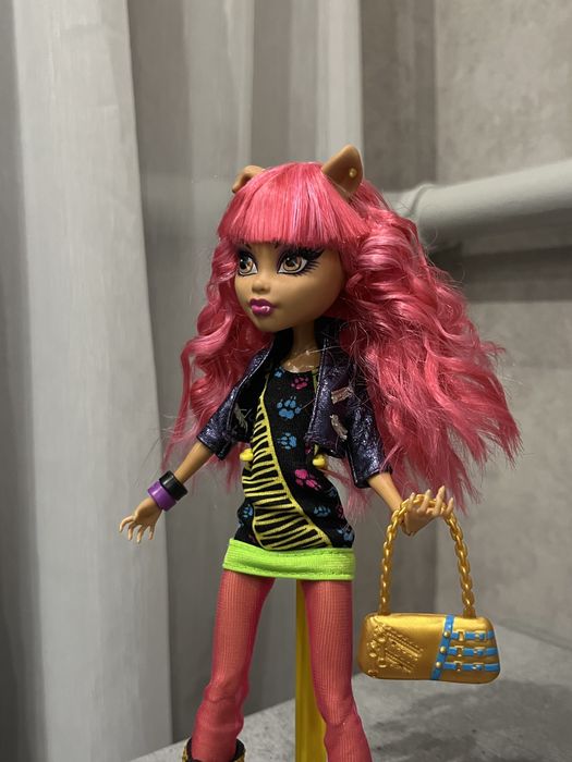 Лялька Monster high Хоулін 13 бажань.