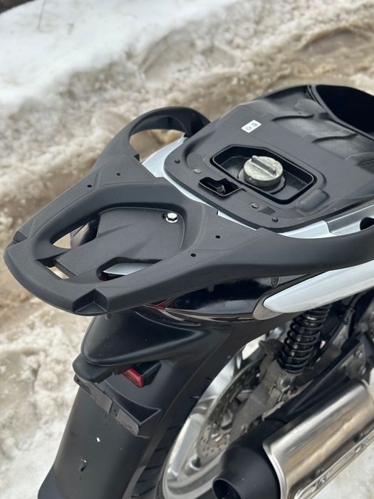 Скутер Honda sh 150