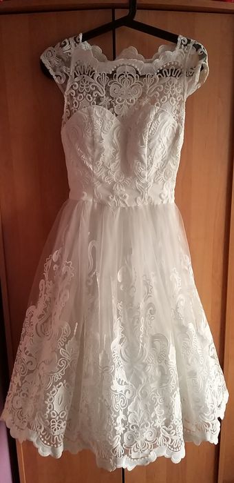 Sukienka Chi Chi London