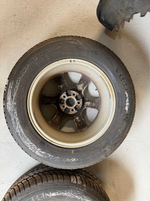 Koła zimowe  235/65 R17 5x108 VOLVO XC60