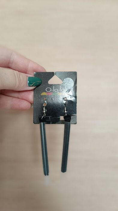 Сережки, біжутерія