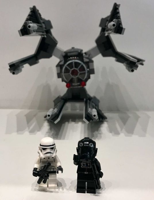 LEGO Star Wars 8087 TIE Defender 2010