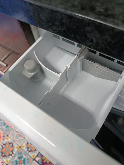 Máquina lavar whirlpool