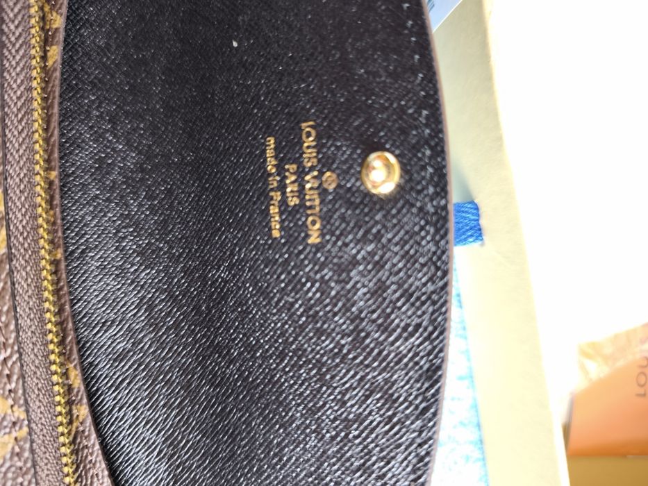 Carteira Louis Vuitton , padrão monograma icónico.