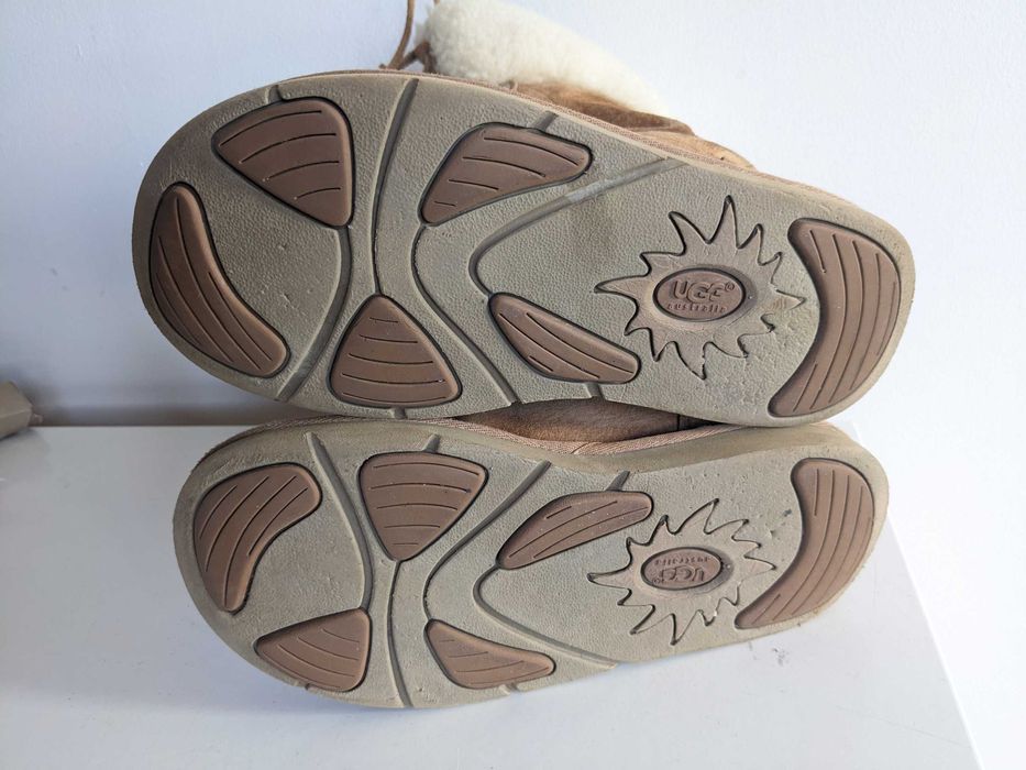 Damskie skórzane buty zimowe, śniegowce UGG Montclair, rozmiar 36/37.