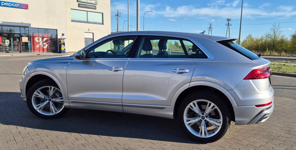 Audi Q8 Salon Polska, tempomat ACC, serwis ASO