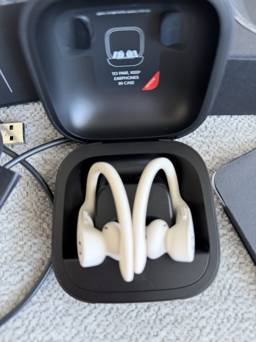 Наушники Beats Powerbeats Pro