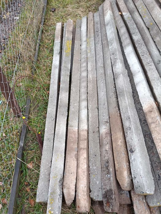 Бетонні стовчпики