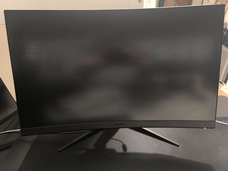 Monitor curvo MSI
