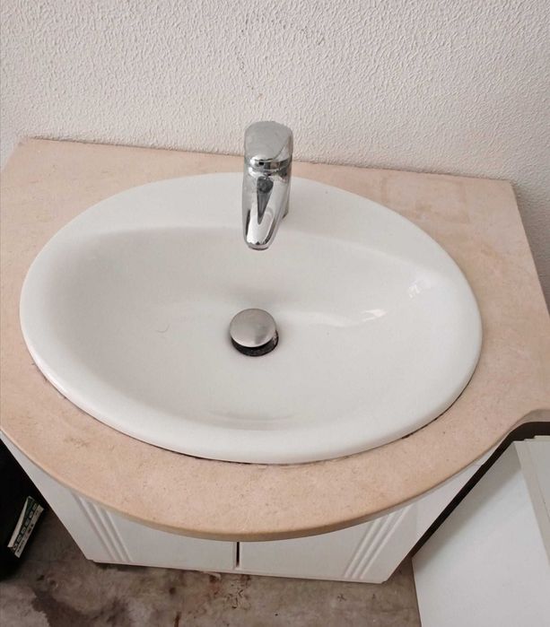 Móvel de Casa de Banho Roca com Lavatório