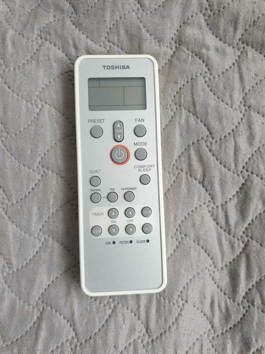 Pilot klimatyzacji Toshiba WH-H2UEl  WH L11SE nowy