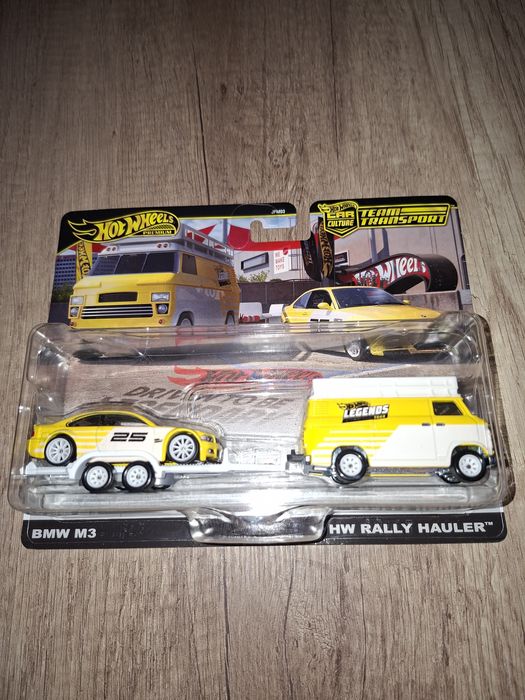 Hot Wheels Premium Team transport JFM93 BMW M3 I HW Rally Hauler